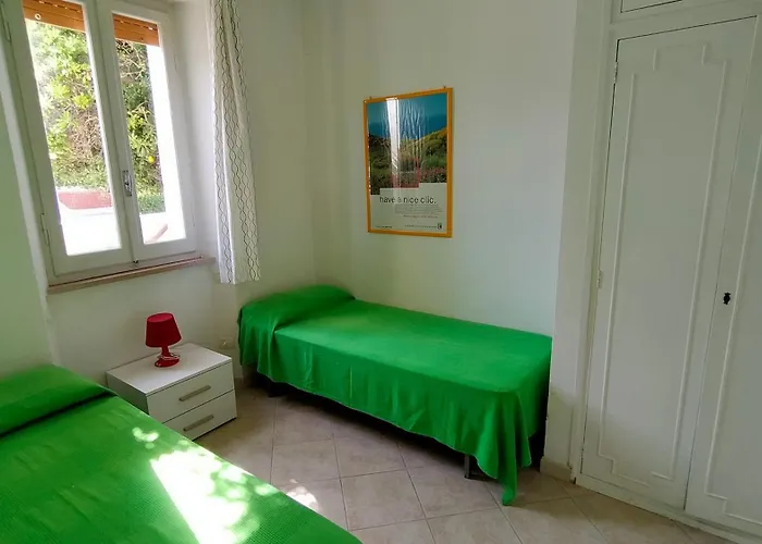 P312 Nr 104 Trilocale Sul Mare Con Ombrellone In Prima Fila